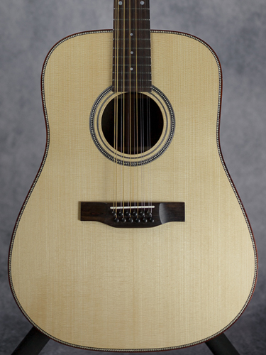 Dreadnought 12 cordes